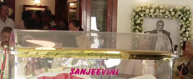 ನಟಿ ರಮ್ಯಾ ಸೇರಿದಂತೆ ಚಿತ್ರರಂಗದ ಕಲಾವಿದರಿಂದ ಎಸ್‌.ಎಂ.ಕೃಷ್ಣ ಅಂತಿಮ ದರ್ಶನ