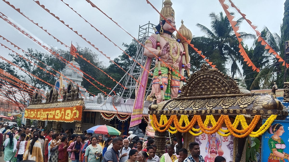 ಯಶವಂತಪುರದ ದಾರಿ ಆಂಜನೇಯ ದೇವಸ್ಥಾನದಲ್ಲಿ ಹನುಮ ಜಯಂತಿ ಮಹೋತ್ಸವ
