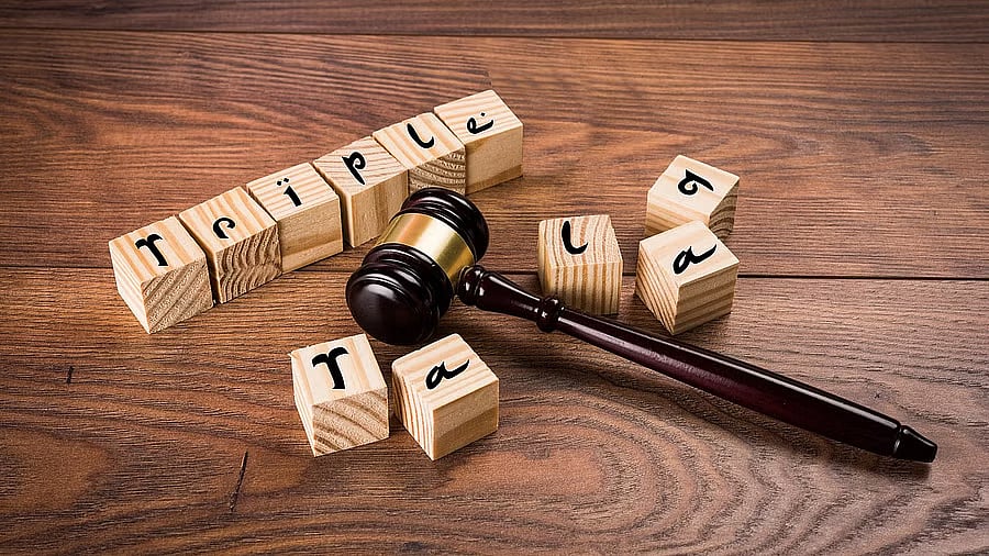 ಒಬ್ಬಳೇ ವಾಕಿಂಗ್‌ ಹೋಗಿದ್ದಕ್ಕೆ ಪತ್ನಿಗೆ ತಲಾಖ್‌: ವ್ಯಕ್ತಿ ವಿರುದ್ಧ ಪ್ರಕರಣ