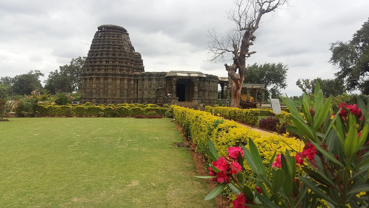 ಕನಸಾಗಿಯೇ ಉಳಿದ ಡಂಬಳದ ಉತ್ಸವ