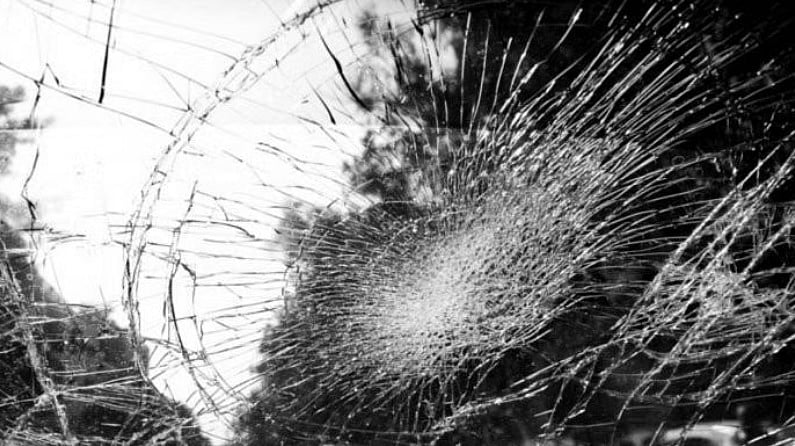 ಕೇರಳ | ಬಸ್‌ಗೆ ಕಾರು ಡಿಕ್ಕಿ: ನವದಂಪತಿ ಸೇರಿ ಒಂದೇ ಕುಟುಂಬದ ನಾಲ್ವರು ಸಾವು