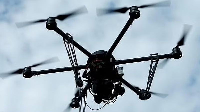 ಜಮ್ಮು: ಗಡಿಯಲ್ಲಿ ಪಾಕಿಸ್ತಾನದ ಡ್ರೋನ್‌ಗೆ ಗುಂಡು ಹಾರಿಸಿದ ಭಾರತೀಯ ಸೇನೆ