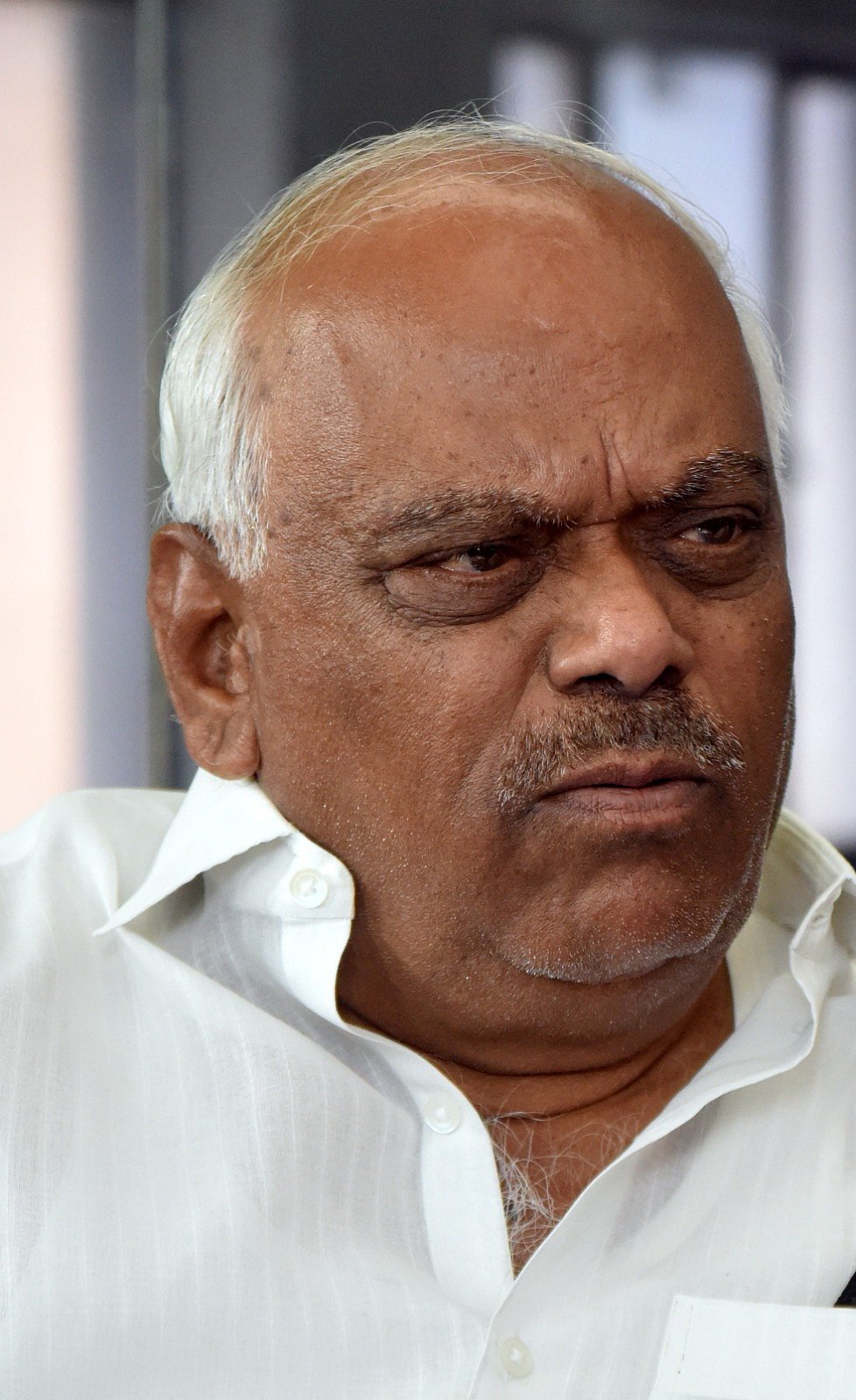 ನಂಬಿಕೆ ದ್ರೋಹವಾಗಿದೆ: ಚುನಾವಣೆಗೆ ಸ್ಪರ್ಧಿಸದಿರುವ ಸುಳಿವು ನೀಡಿದ ರಮೇಶ್ ಕುಮಾರ್