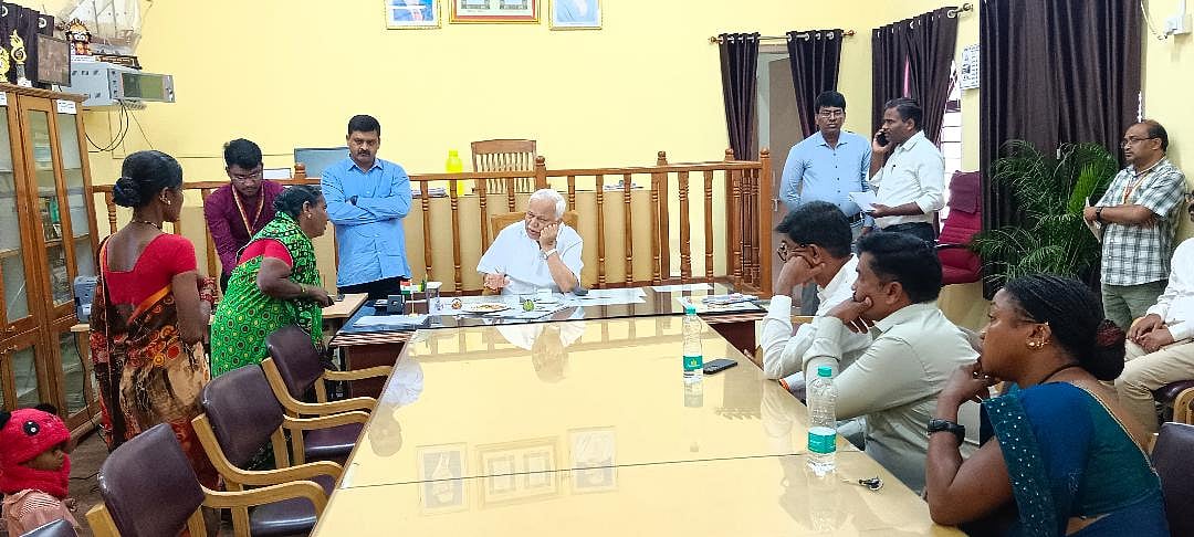 ‘ಬಗರ್ ಹುಕುಂ’ ಅರ್ಜಿ ಸಂಪೂರ್ಣ ವಿಲೇವಾರಿ: ದೇಶಪಾಂಡೆ 