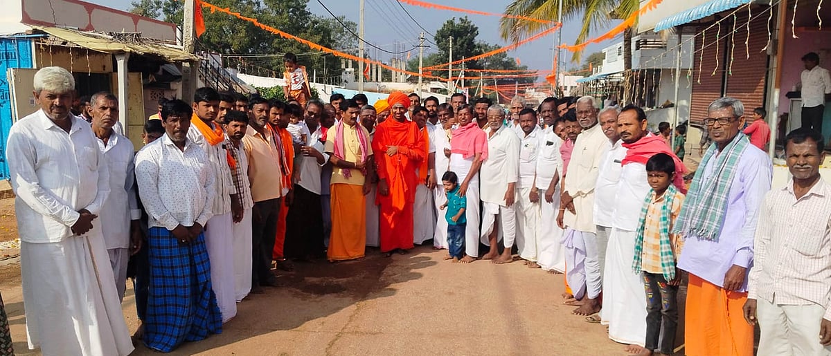 ನಿಡಶೇಸಿ: ಸಮಾಜ ಪರಿವರ್ತನೆಗೆ ‘ಸದ್ಭಾವನೆ ಪಾದಯಾತ್ರೆ’