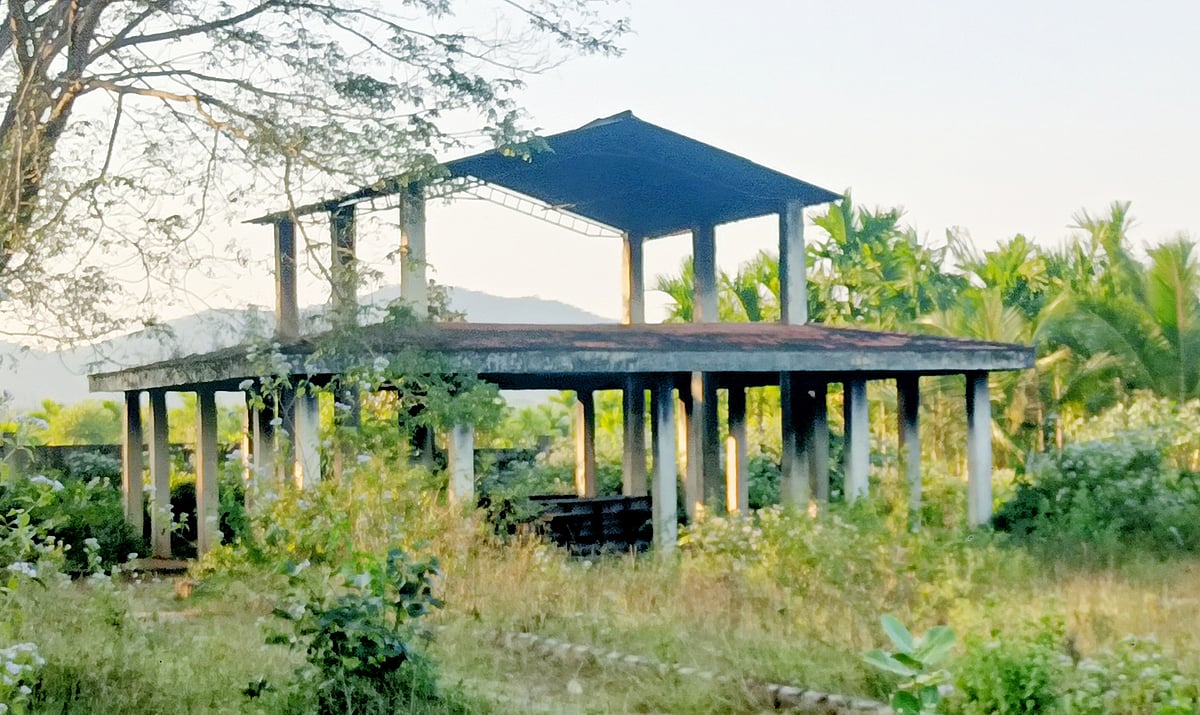 ಶಿಕಾರಿಪುರ | ಅಂತ್ಯಸಂಸ್ಕಾರ ನಡೆಸಲು ಕಟ್ಟಿಗೆ ಕೊರತೆ 