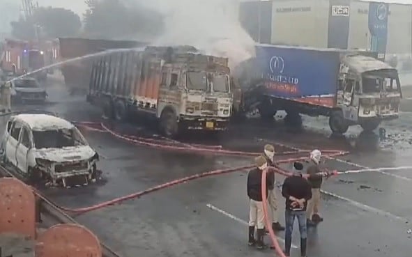 ಜೈಪುರದಲ್ಲಿ ಭೀಕರ ಅಪಘಾತ: 11 ಮಂದಿ ಸಾವು