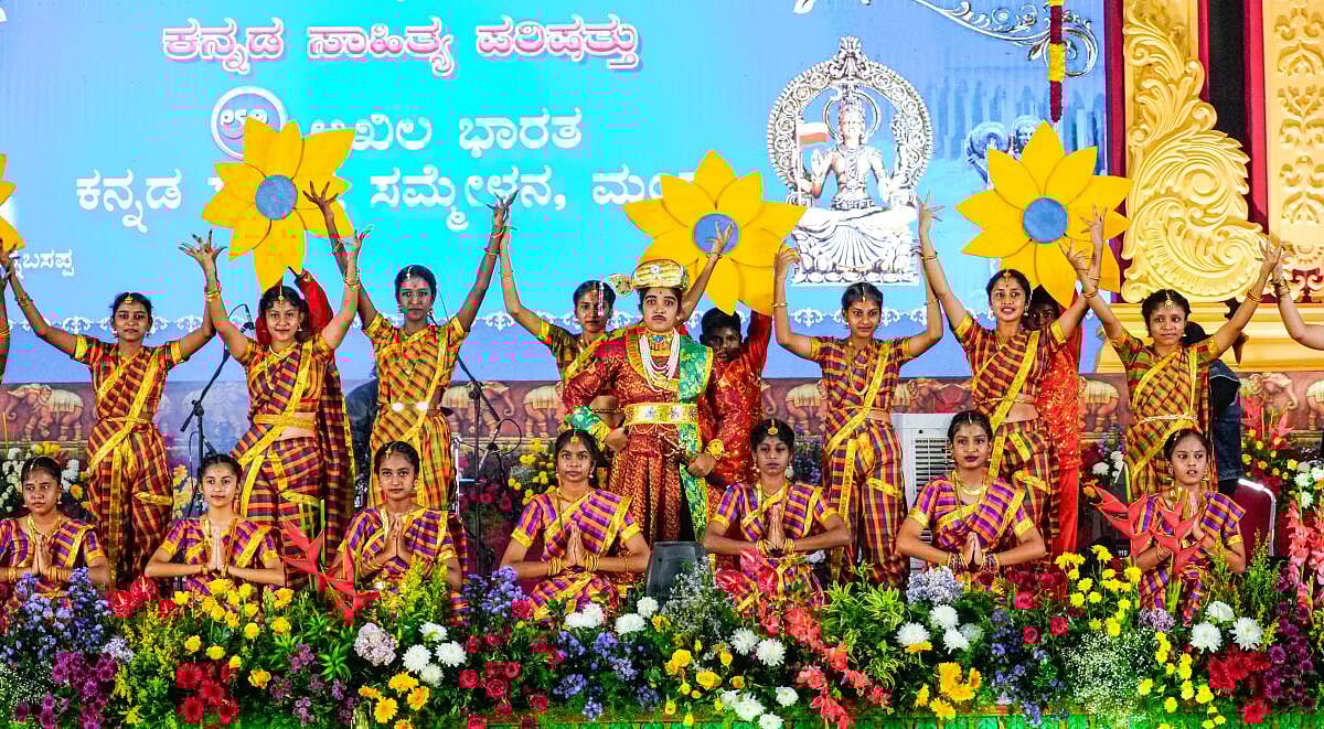 ಕನ್ನಡ ಹಬ್ಬದಲ್ಲಿ ಮಿಂಚಿದ ‘ಸ್ವರ ಯಾತ್ರೆ’