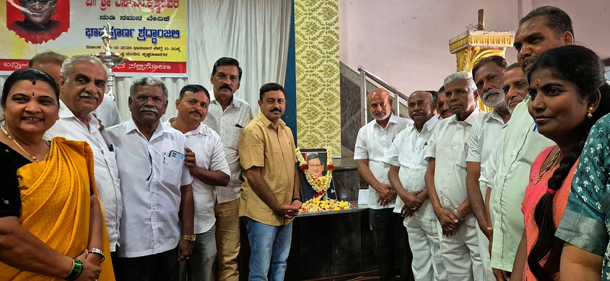 ಸಿದ್ದರಾಮಯ್ಯ ಕಾಂಗ್ರೆಸ್ ಸೇರುವಲ್ಲಿ S.M.ಕೃಷ್ಣ ಪಾತ್ರ ಪ್ರಮುಖ: ಎಚ್.ವಿಶ್ವನಾಥ್