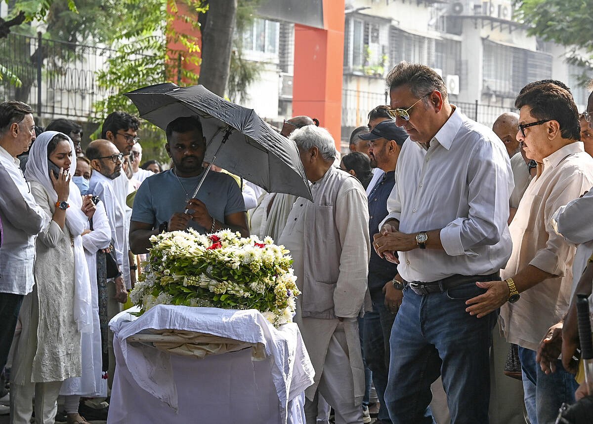 ಸರ್ಕಾರಿ ಗೌರವದೊಂದಿಗೆ ಶ್ಯಾಮ್‌ ಬೆನಗಲ್‌ ಅಂತ್ಯಕ್ರಿಯೆ