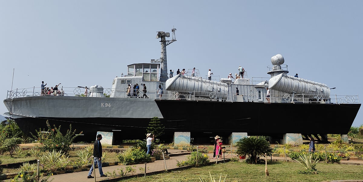 ಕಾರವಾರ: ಯುದ್ಧನೌಕೆ ವಸ್ತು ಸಂಗ್ರಹಾಲಯಕ್ಕೆ ಜನವೋ ಜನ