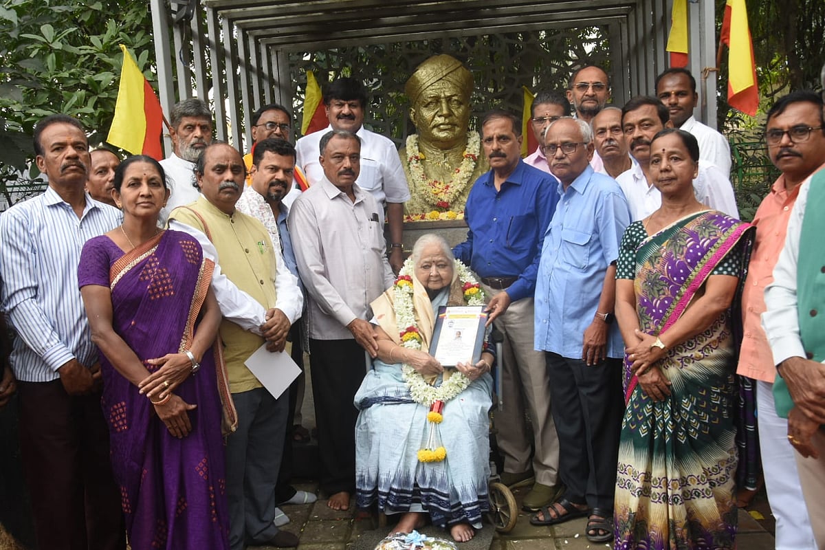 ಉದಯವಾಗಲಿ ನಮ್ಮ ಚೆಲುವ ಕನ್ನಡ ನಾಡು’ ಸ್ಫೂರ್ತಿ ಗೀತೆ ಘೋಷಿಸಿ: ಮನು ಬಳಿಗಾರ್