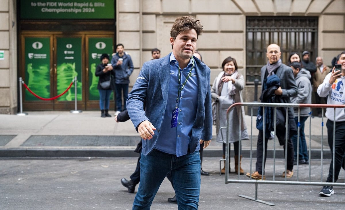 ಜೀನ್ಸ್ ಧರಿಸಿದ್ದಕ್ಕಾಗಿ ವಿಶ್ವ ಚೆಸ್ ತಾರೆ ಮ್ಯಾಗ್ನಸ್ ಕಾರ್ಲಸನ್ ಅನರ್ಹ!