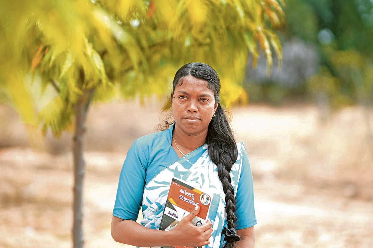 ಪಣಿಯನ್‌ ಹುಡುಗಿ ಪಿಎಚ್‌.ಡಿ