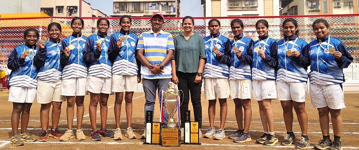 ಬಾಲ್ ಬ್ಯಾಡ್ಮಿಂಟನ್ ಚಾಂಪಿಯನ್‌ಷಿಪ್‌: ಕರ್ನಾಟಕ ಮಹಿಳೆಯರ ತಂಡಕ್ಕೆ ಪ್ರಶಸ್ತಿ