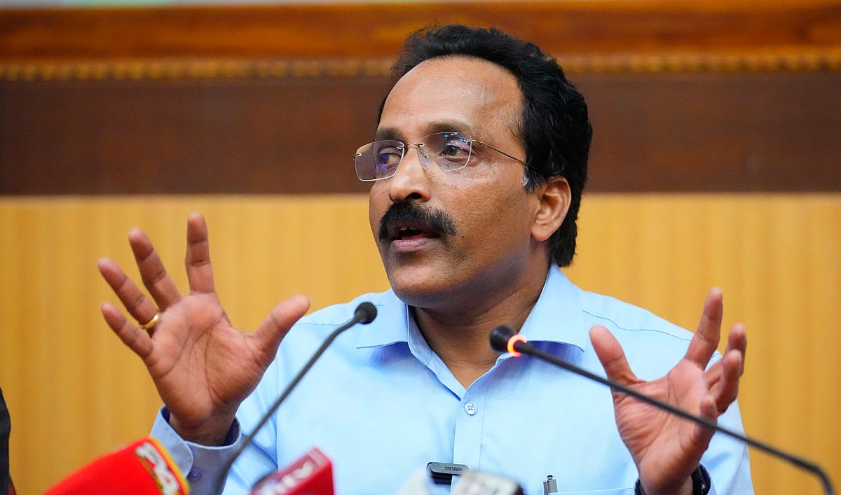 ಉಪಗ್ರಹಗಳ ಬೇರ್ಪಡುವಿಕೆ ಯಶಸ್ವಿ: ಇಸ್ರೊ