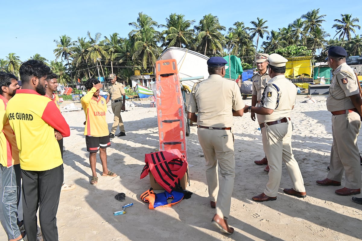 ಮುರುಡೇಶ್ವರ ಬೀಚ್: ನಿರ್ಬಂಧ ತೆರವು