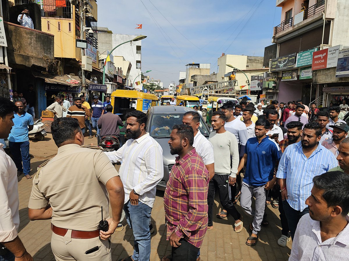 ಬೆಳಗಾವಿ | ಸಂಭಾಜಿ ಪ್ರತಿಮೆ ಅನಾವರಣ: ವಿವಾದ
