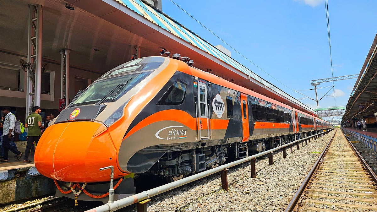 ಗಂಟೆಗೆ 180 ಕಿ.ಮೀ ವೇಗದಲ್ಲಿ ಸಂಚರಿಸಿದ ವಂದೇ ಭಾರತ್ ಸ್ಲೀಪರ್ ಕೋಚ್ ರೈಲು!