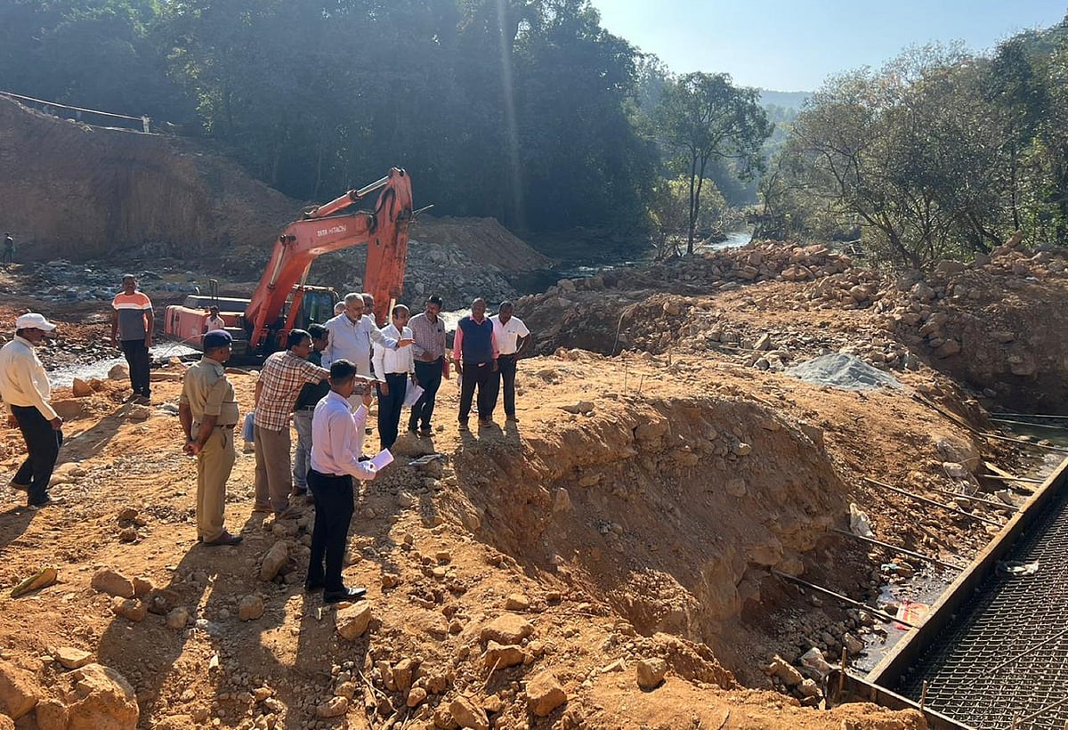 ಶಿರಸಿ: ಹೆದ್ದಾರಿ ಕಾಮಗಾರಿ ವೀಕ್ಷಿಸಿದ ಸಂಸದ ಕಾಗೇರಿ