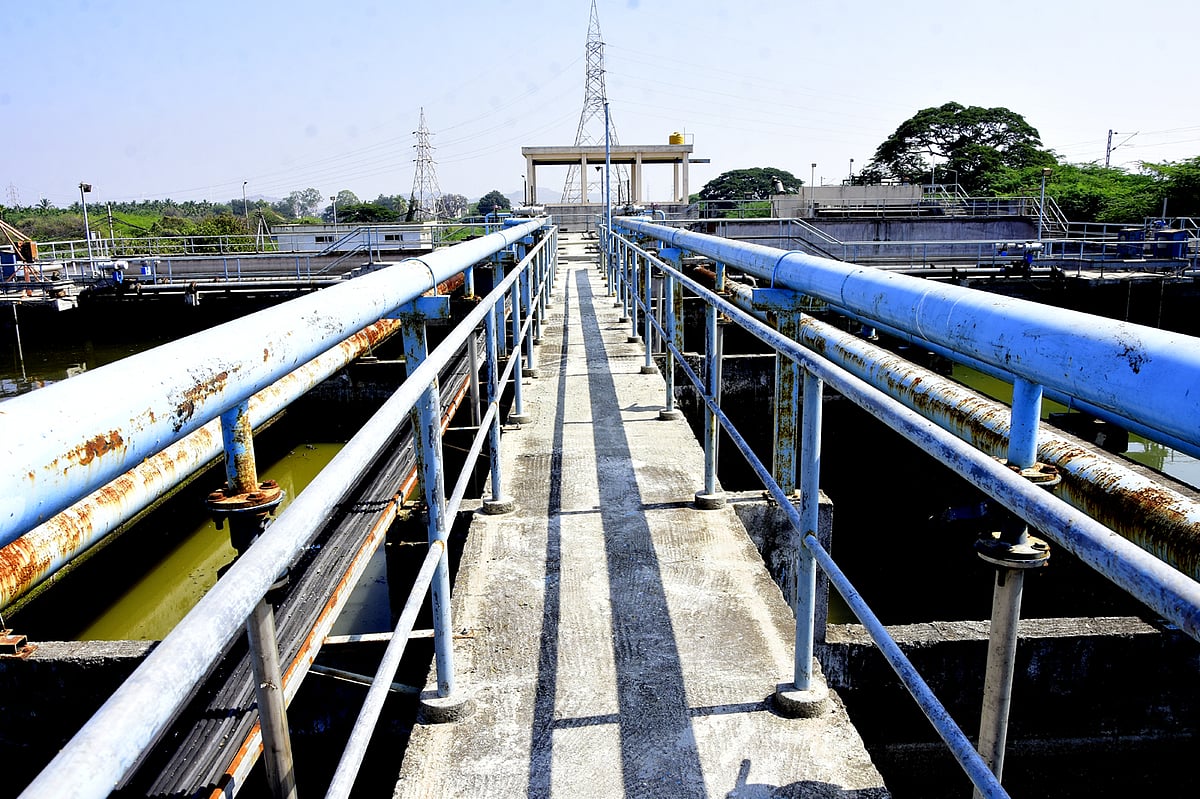 ಚಿತ್ರದುರ್ಗ:  ಹೆಸರಿಗಷ್ಟೇ ಸುಸಜ್ಜಿತ; ಶುದ್ಧೀಕರಣ ಘಟಕಕ್ಕೆ ತಲುಪದ ತ್ಯಾಜ್ಯ ನೀರು