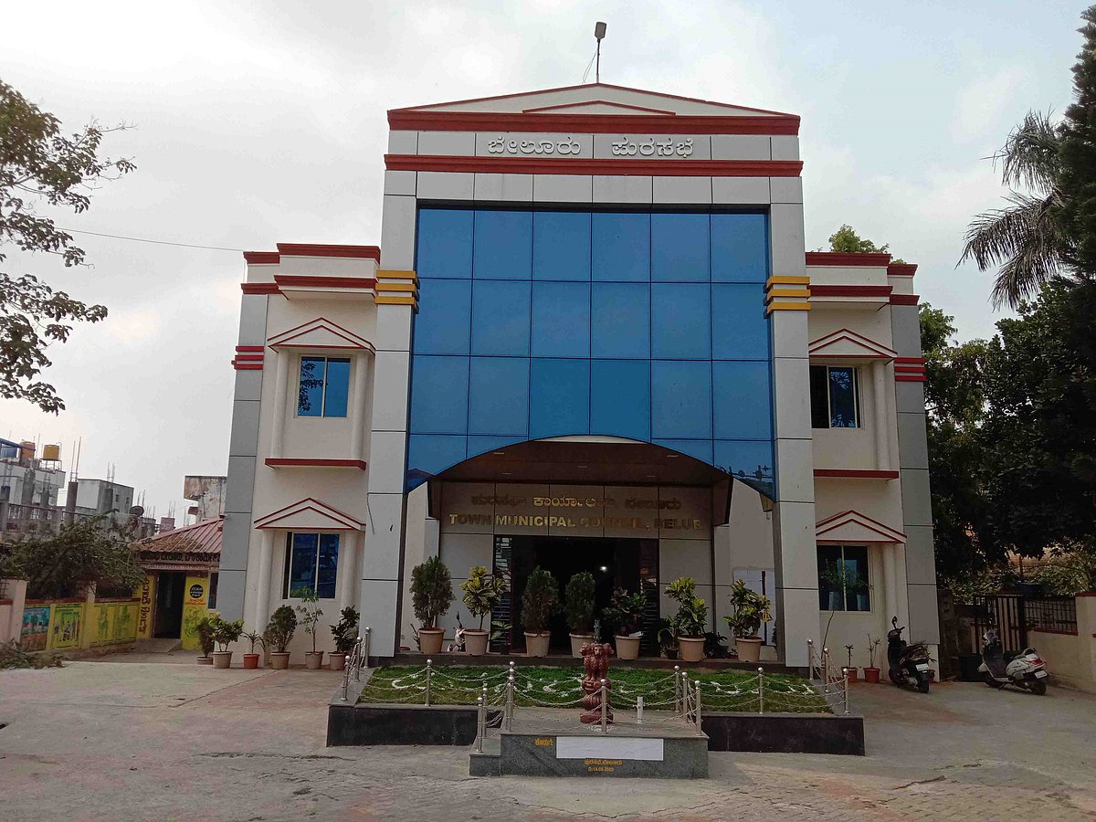 ಬೇಲೂರು ಪುರಸಭೆ ಮಳಿಗೆ ಹರಾಜಿನಲ್ಲಿ ಅವ್ಯವಹಾರ: ಸಾರ್ವಜನಿಕರ ಆರೋಪ