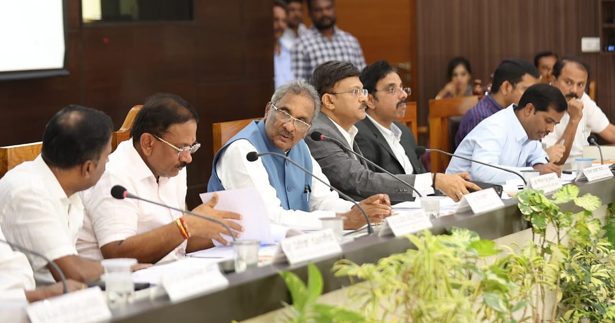 2 ಲಕ್ಷ ಪಂಪ್‌ಸೆಟ್‌ಗಳಿಗೆ ವರ್ಷದೊಳಗೆ ವಿದ್ಯುತ್ ಸಂಪರ್ಕ ಕಲ್ಪಿಸಿ: ಸಚಿವ ಜಾರ್ಜ್‌