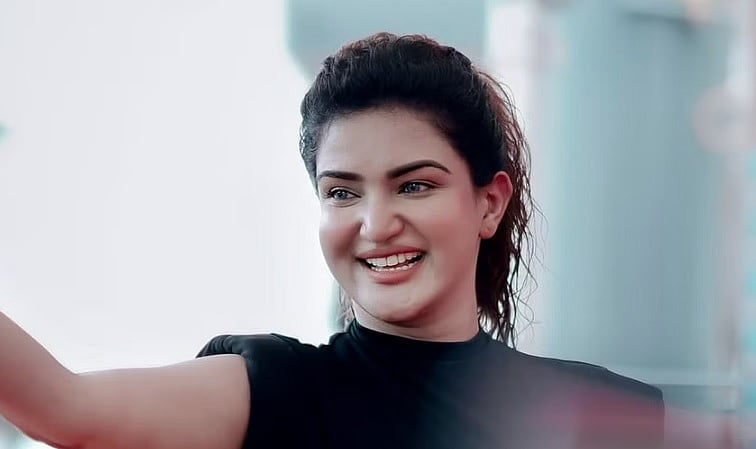 ಫೇಸ್‌ಬುಕ್‌ನಲ್ಲಿ ನಟಿ ಹನಿ ರೋಸ್‌ಗೆ ಅಶ್ಲೀಲ ಕಾಮೆಂಟ್‌; 60 ವರ್ಷದ ವ್ಯಕ್ತಿ ಬಂಧನ