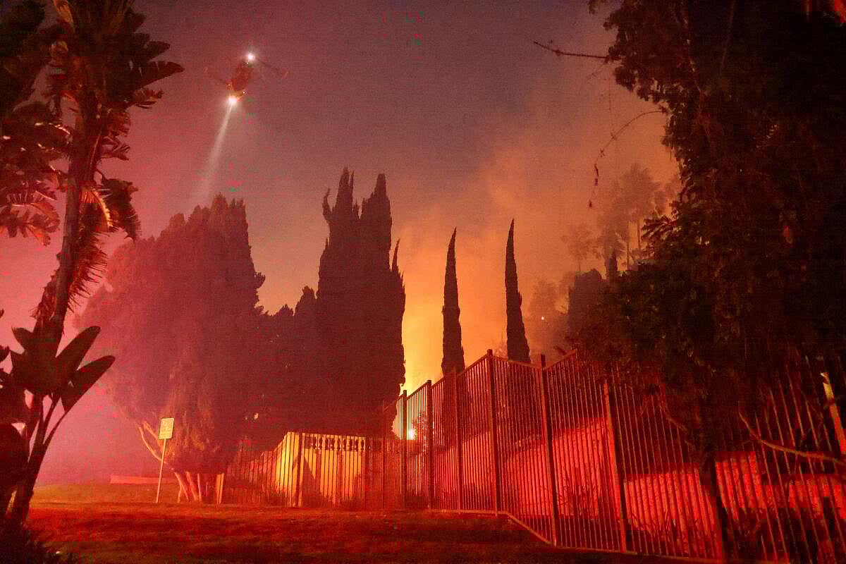 PHOTOS | Los Angeles Wildfires: ಲಾಸ್‌ ಏಂಜಲೀಸ್‌‌ನಲ್ಲಿ  ಭೀಕರ ಕಾಳ್ಗಿಚ್ಚು