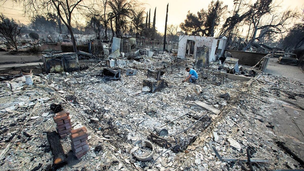 ಲಾಸ್ ಏಂಜಲೀಸ್ ಕಾಳ್ಗಿಚ್ಚು: 10 ಮಂದಿ ಸಾವು; ಅವಶೇಷಗಳ ಬಳಿ ಹೆಚ್ಚಿದ ಲೂಟಿ