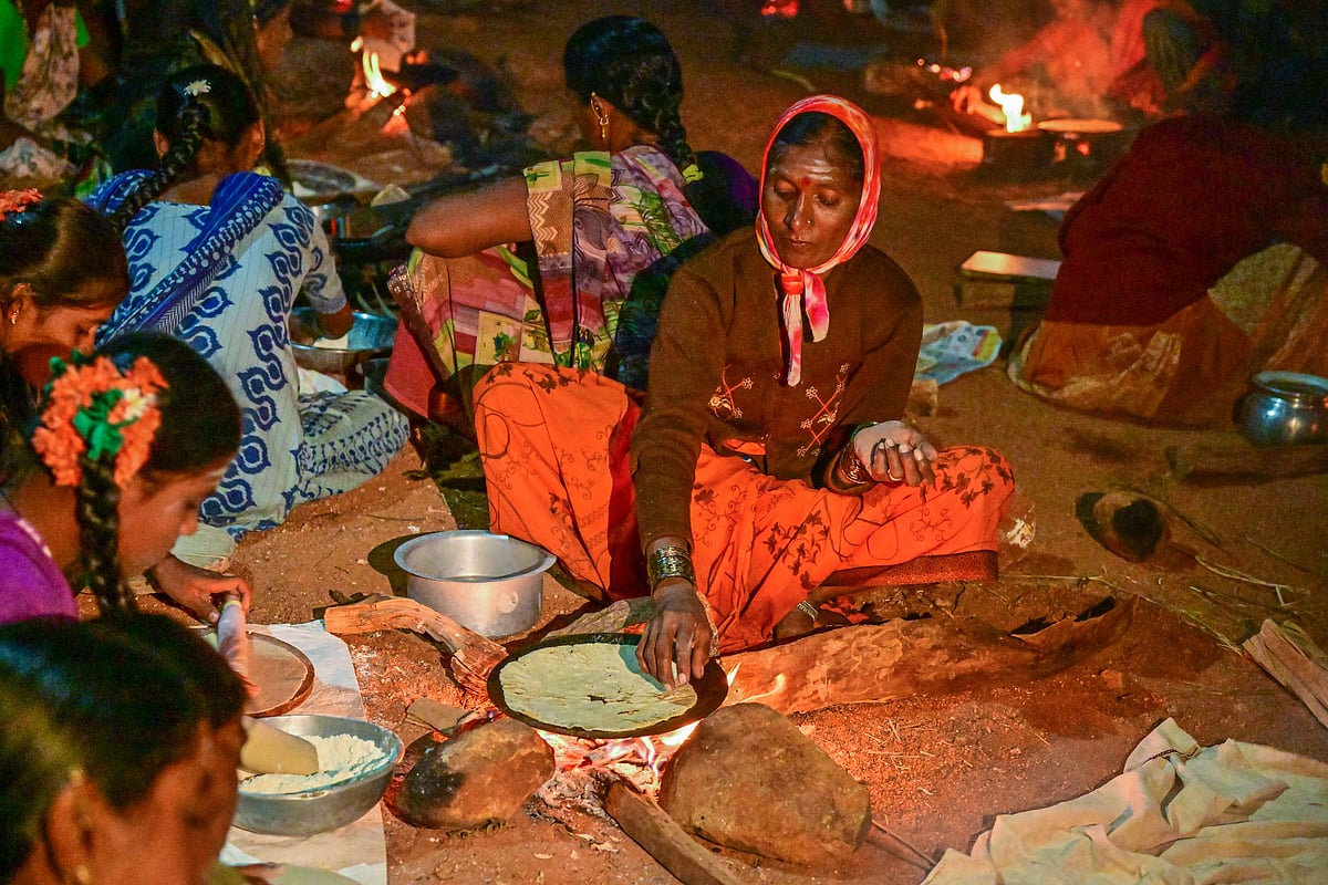 ಕೊಪ್ಪಳ | ಗವಿಮಠ: ಹಳ್ಳಿಹಳ್ಳಿಗಳಲ್ಲೂ ರೊಟ್ಟಿ ಹಬ್ಬದ ಸಂಭ್ರಮ