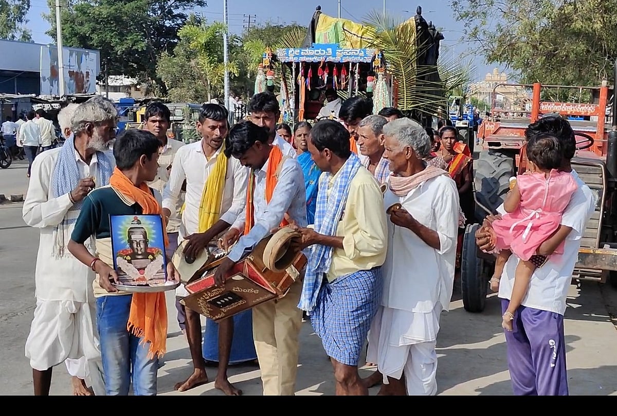 ಕೊಪ್ಪಳ:ಗವಿಸಿದ್ಧೇಶ್ವರ ಜಾತ್ರಾ ಮಹೋತ್ಸವದ ರಥೋತ್ಸವಕ್ಕೂ ಮೊದಲೇ ಮನೆಮಾಡಿದ ಸಂಭ್ರಮ