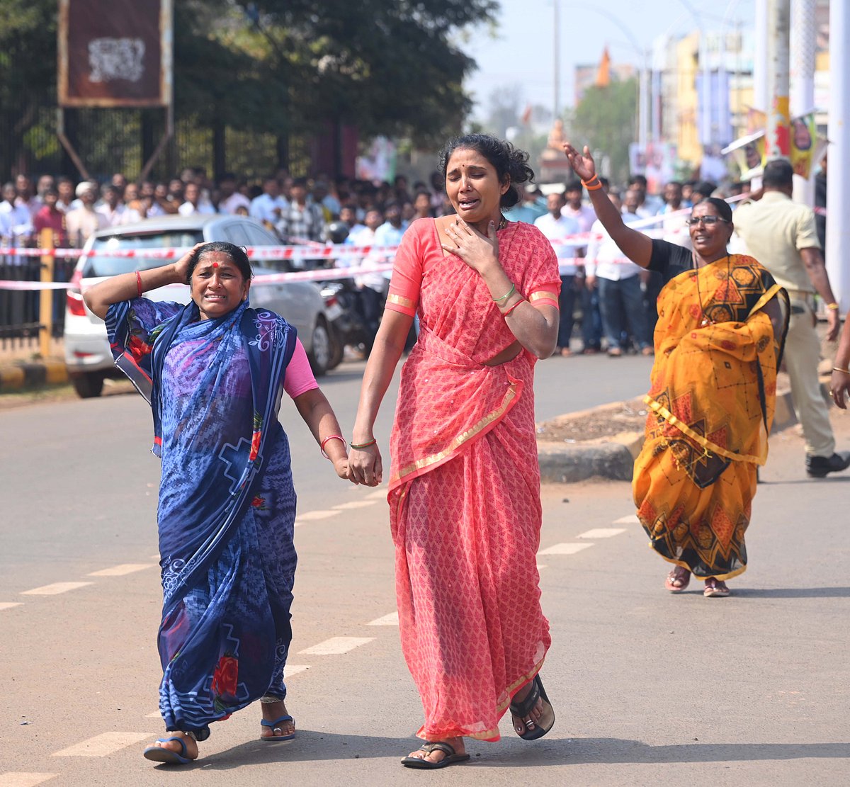 ಸಿನಿಮೀಯ ಶೈಲಿಯಲ್ಲಿ ದರೋಡೆ; ಬೆಚ್ಚಿಬಿದ್ದ ಬೀದರ್‌ ಜನ
