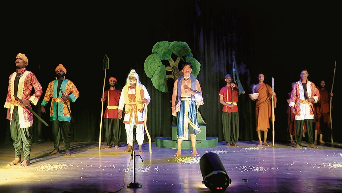 ದಯಾನದಿಯ ದಂಡೆಯ ಮೇಲೆ ಶಾಂತಿಯ ಹಂಬಲ