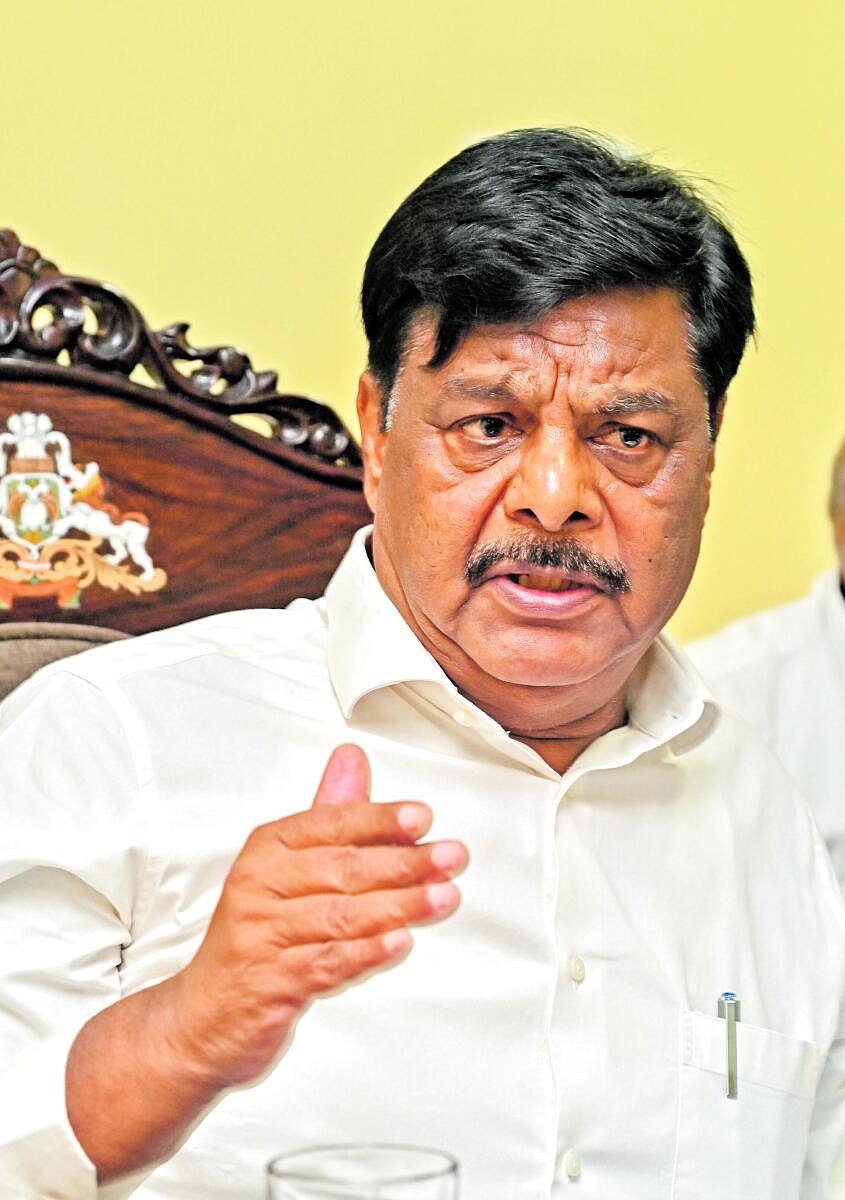 ಸಚಿವ ಸಂಪುಟ ಸಭೆಯಲ್ಲಿ ಜಟಾಪಟಿ ನಡೆದಿಲ್ಲ: ಮಹದೇವಪ್ಪ