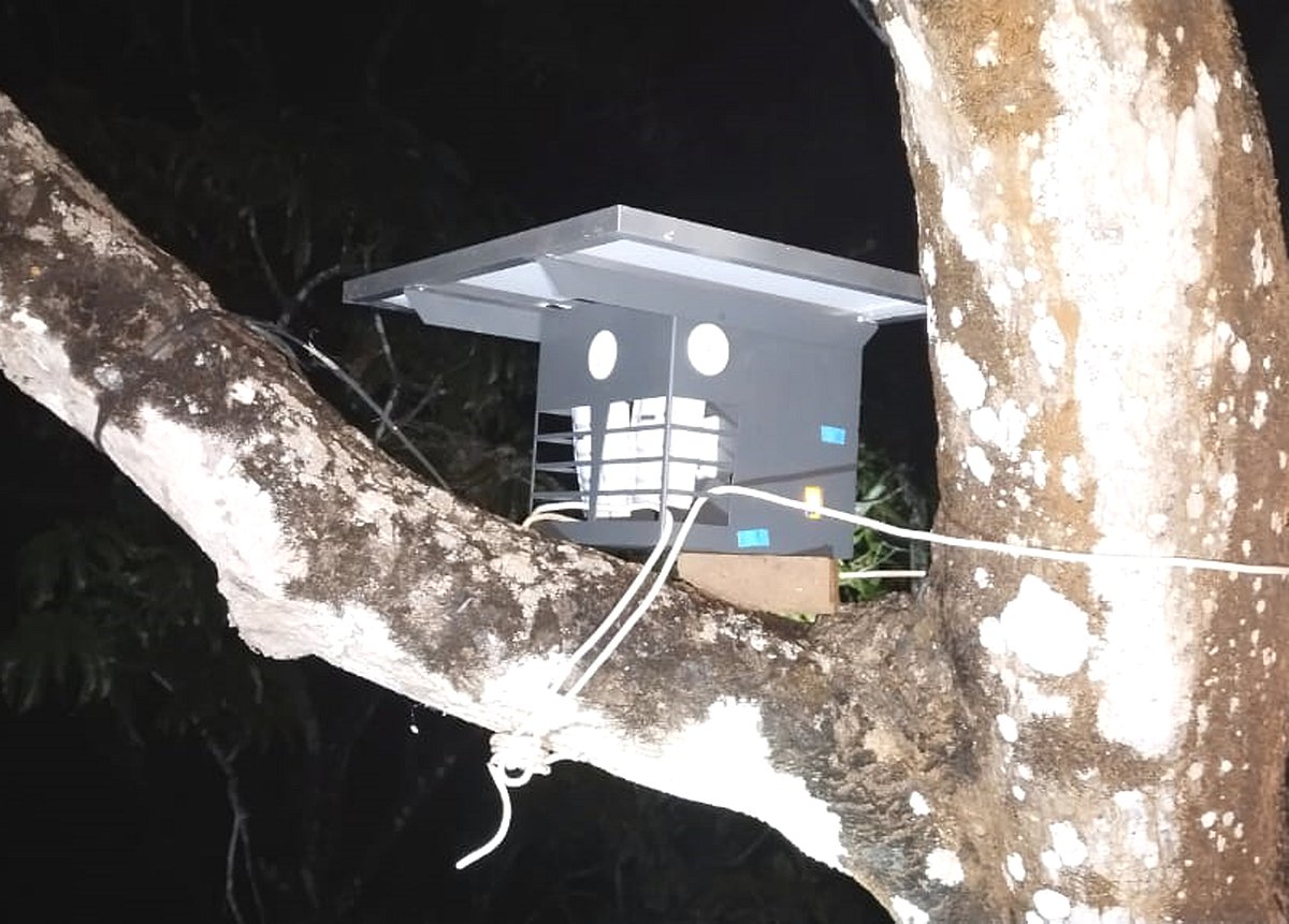 ನರಸಿಂಹರಾಜಪುರ: ಆನೆ–ಮಾನವ ಸಂಘರ್ಷ ತಡೆಗೆ ಸೌರವಿದ್ಯುತ್ ಚಾಲಿತ ಯಂತ್ರ ಅಳವಡಿಕೆ 