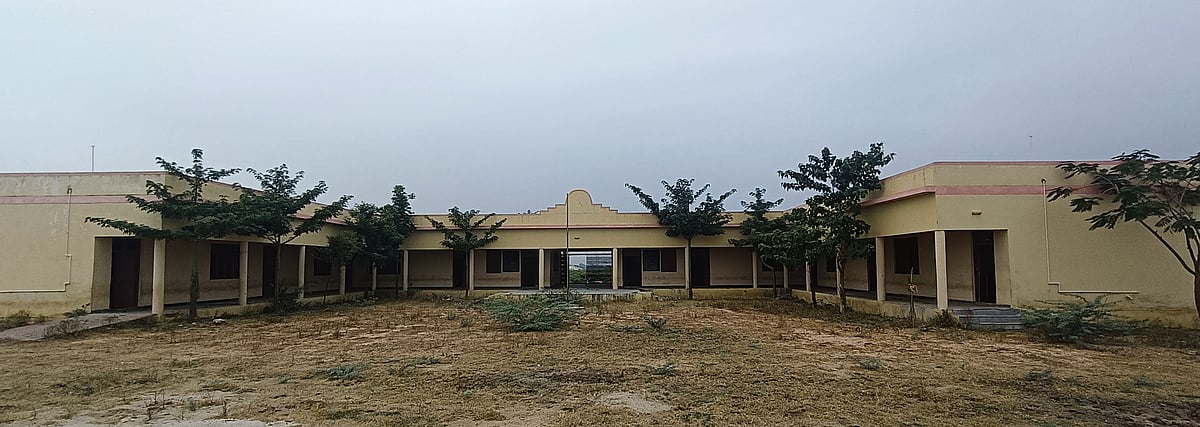 ಕೂಡಲಸಂಗಮ | ಪುನರ್ ವಸತಿ ಕೇಂದ್ರಗಳಲ್ಲಿ ನಿರುಪಯುಕ್ತವಾದ ಶಾಲಾ ಕಟ್ಟಡಗಳು