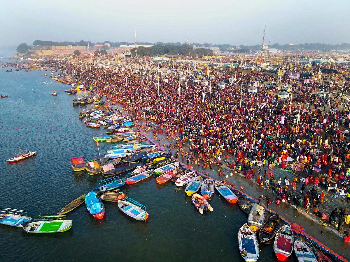 ಮಾಘ ಮೇಳ: ಗಂಗಾನದಿ, ಸಂಗಮದಲ್ಲಿ ರವಿವಾರ ಬೆಳಗ್ಗೆ 21 ಲಕ್ಷ ಭಕ್ತರಿಂದ ಪುಣ್ಯಸ್ನಾನ