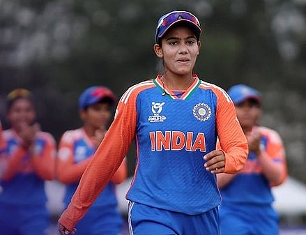 U19 WC: ವೈಷ್ಣವಿ ಹ್ಯಾಟ್ರಿಕ್ ಸೇರಿದಂತೆ 5 ವಿಕೆಟ್;2.5 ಓವರ್‌ನಲ್ಲೇ ಗೆದ್ದ ಭಾರತ