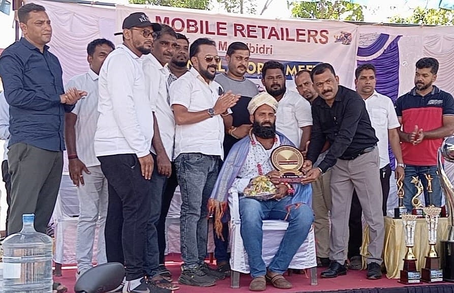 ಮೂಡುಬಿದಿರೆ: ಜೀವ ಉಳಿಸಿದ ಬಸ್ ಚಾಲಕನಿಗೆ ಸನ್ಮಾನ 