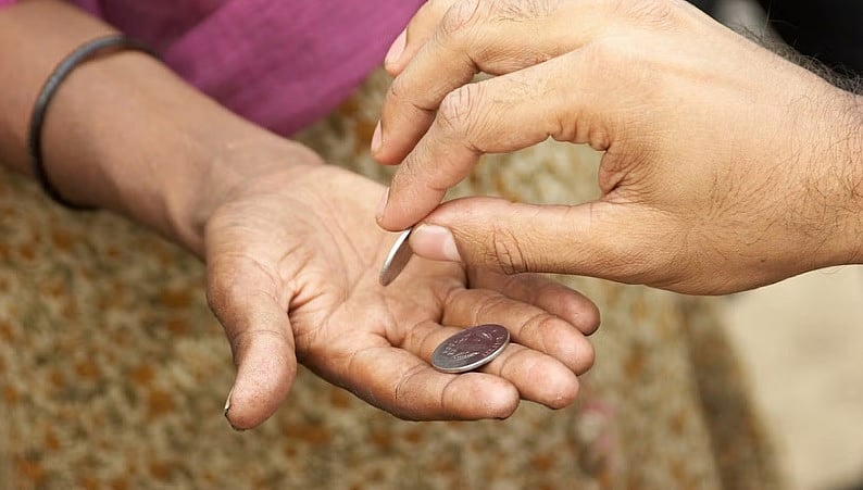 ಸತತ 4 ವರ್ಷಗಳಿಂದ ಸಭೆಗೆ ಹಾಜರಾಗದ ಪಿಡಬ್ಲ್ಯುಡಿ ಅಧಿಕಾರಿಗೆ ಬಿತ್ತು ₹5 ದಂಡ!