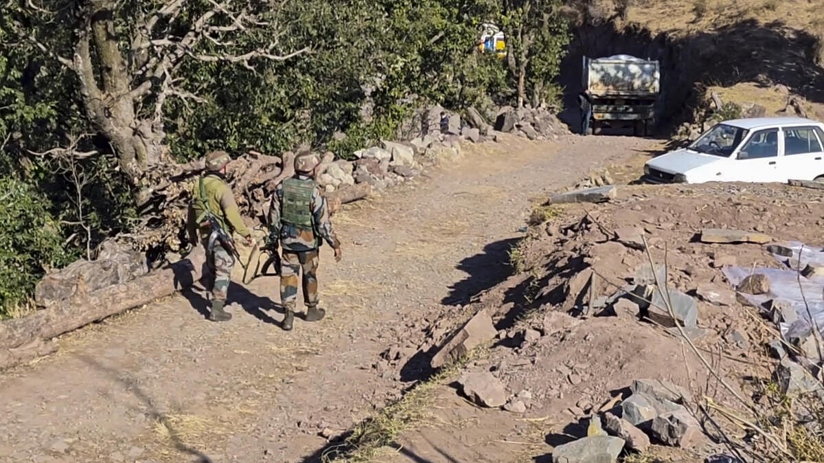 ಜಮ್ಮು | ಒಂದೇ ಗ್ರಾಮದ 17 ಜನರ ನಿಗೂಢ ಸಾವು: ಕಂಟೈನ್‌ಮೆಂಟ್ ವಲಯವಾಗಿ ಘೋಷಣೆ 