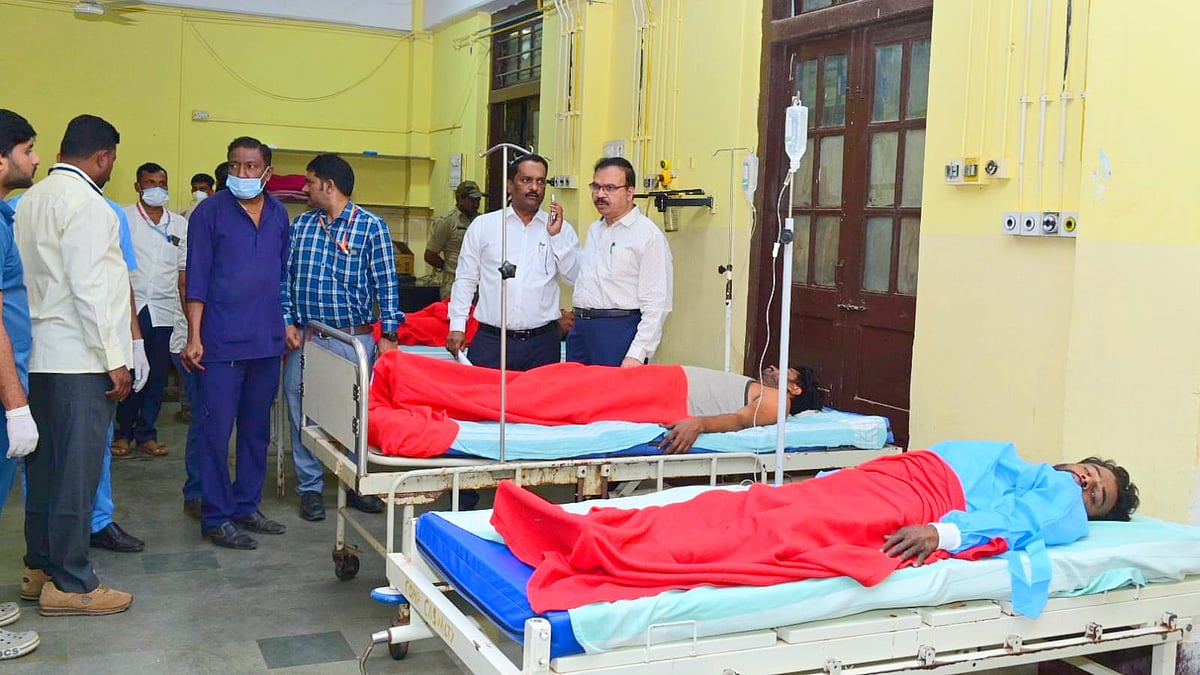 ಗಾಯಾಳುಗಳಿಗೆ ಚಿಕಿತ್ಸೆ ನೀಡಲು ಹುಬ್ಬಳ್ಳಿ ಕೀಮ್ಸ್‌ನಲ್ಲಿ ವೈದ್ಯರೇ ಇರಲಿಲ್ಲ:ಆರೋಪ