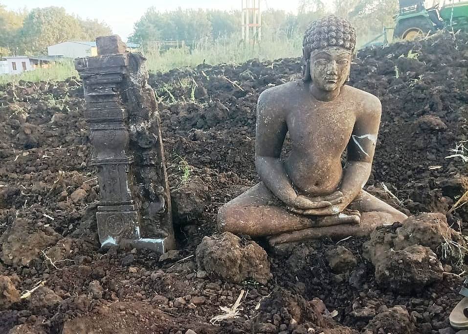 ಸುಳುಗೋಡಿನಲ್ಲಿ ಮತ್ತೆ ಶಿಲ್ಪ ಕಲಾಕೃತಿ ಪತ್ತೆ
