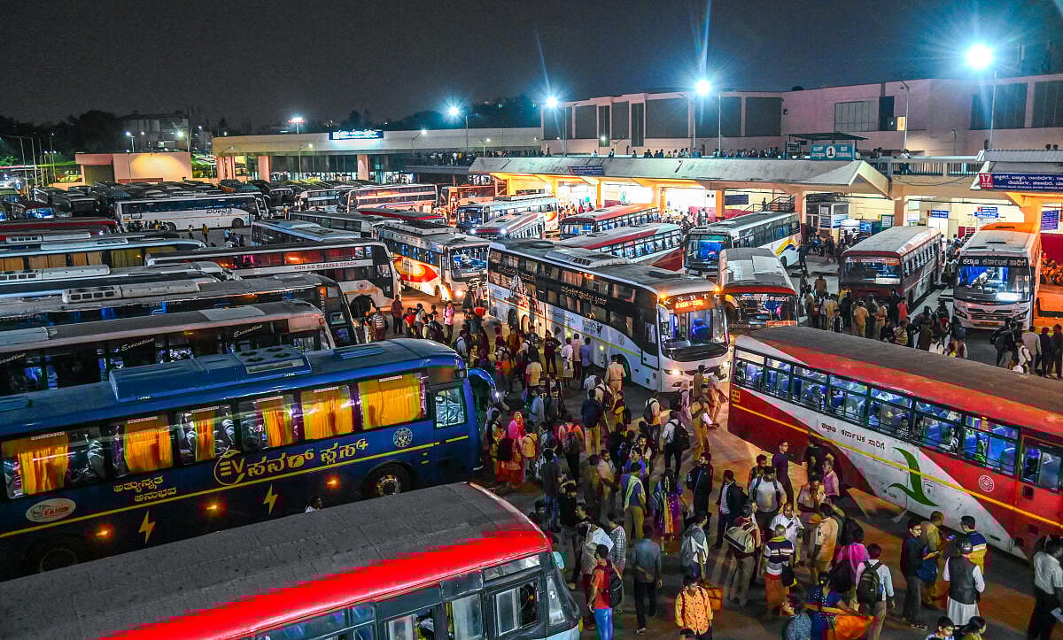 ಮೆಜೆಸ್ಟಿಕ್ ಹಾದಿಯಲ್ಲಿ