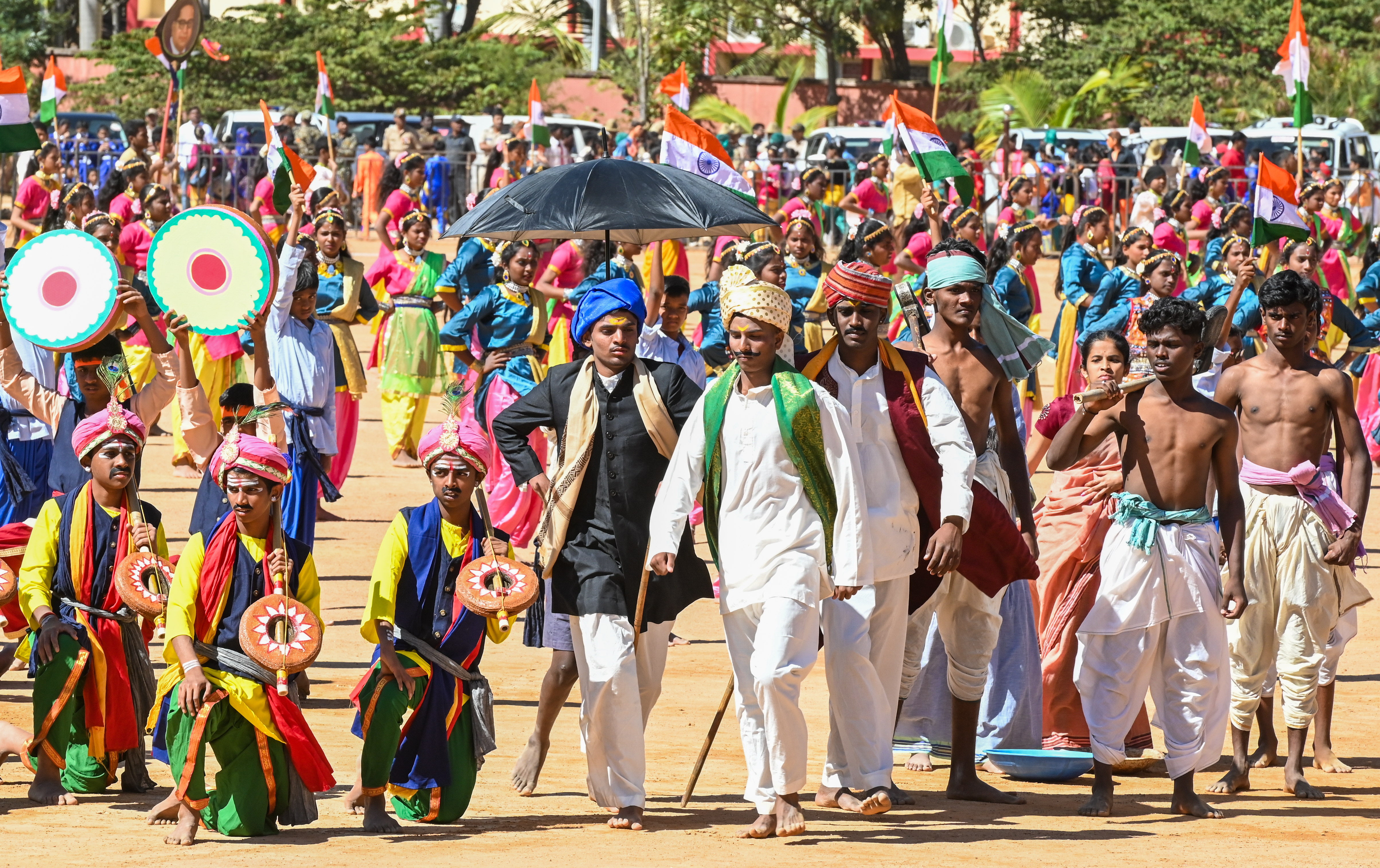 ಹೇರೋಹಳ್ಳಿಯ ಬಿಬಿಎಂಪಿ ಸಂಯುಕ್ತ ಪದವಿ ಪೂರ್ವ ಕಾಲೇಜು ವಿದ್ಯಾರ್ಥಿಗಳು