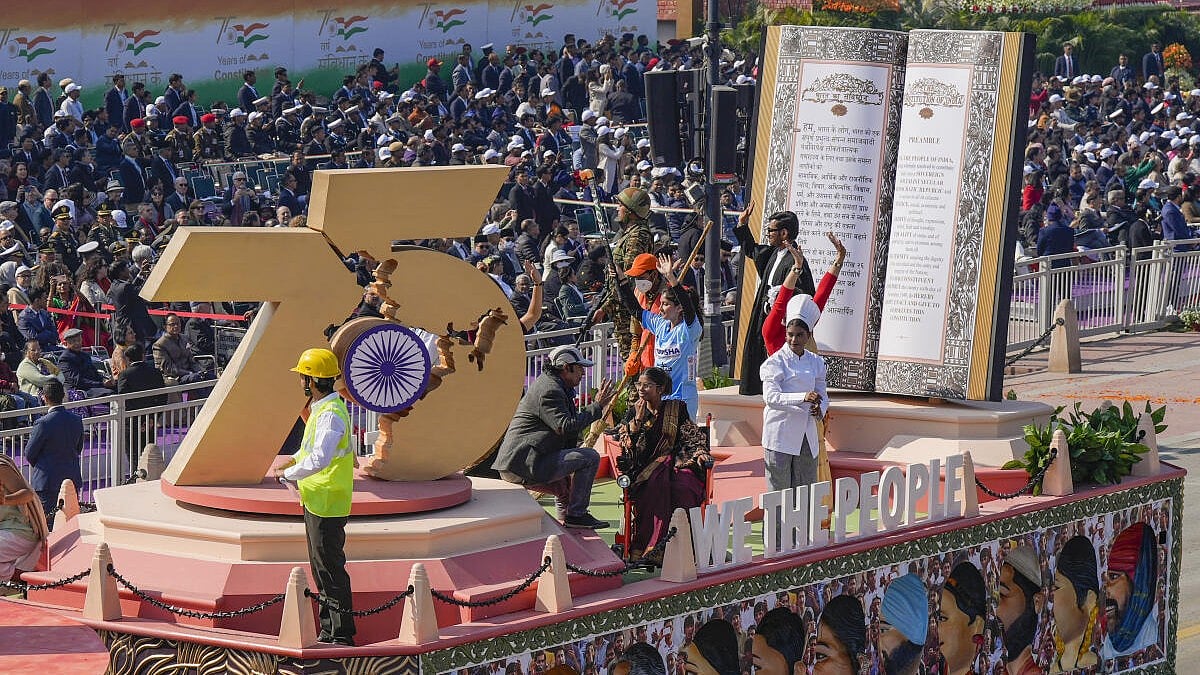 Republic Day: ಹೀಗಿತ್ತು ವಿವಿಧ ರಾಜ್ಯಗಳ ಸ್ತಬ್ಧಚಿತ್ರಗಳ ಮೆರವಣಿಗೆ