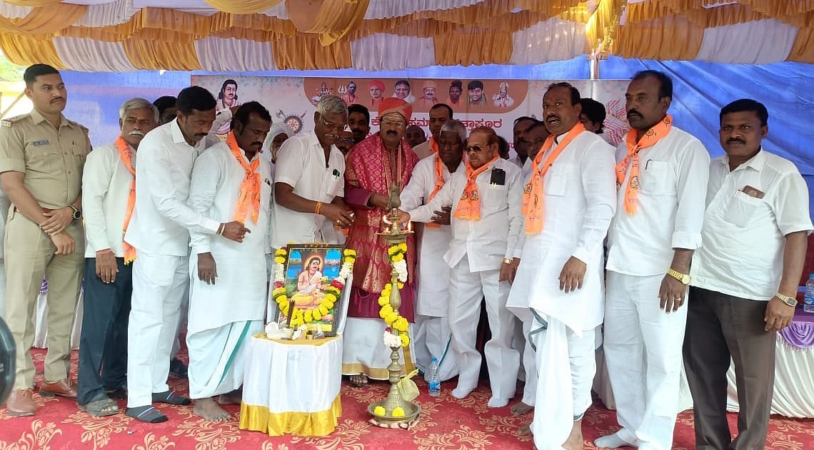 ಎಸ್.ಟಿ ಸೌಲಭ್ಯಕ್ಕಾಗಿ ಒತ್ತಡ ಹಾಕುವೆ: ಚಿಂಚನಸೂರು ಹೇ