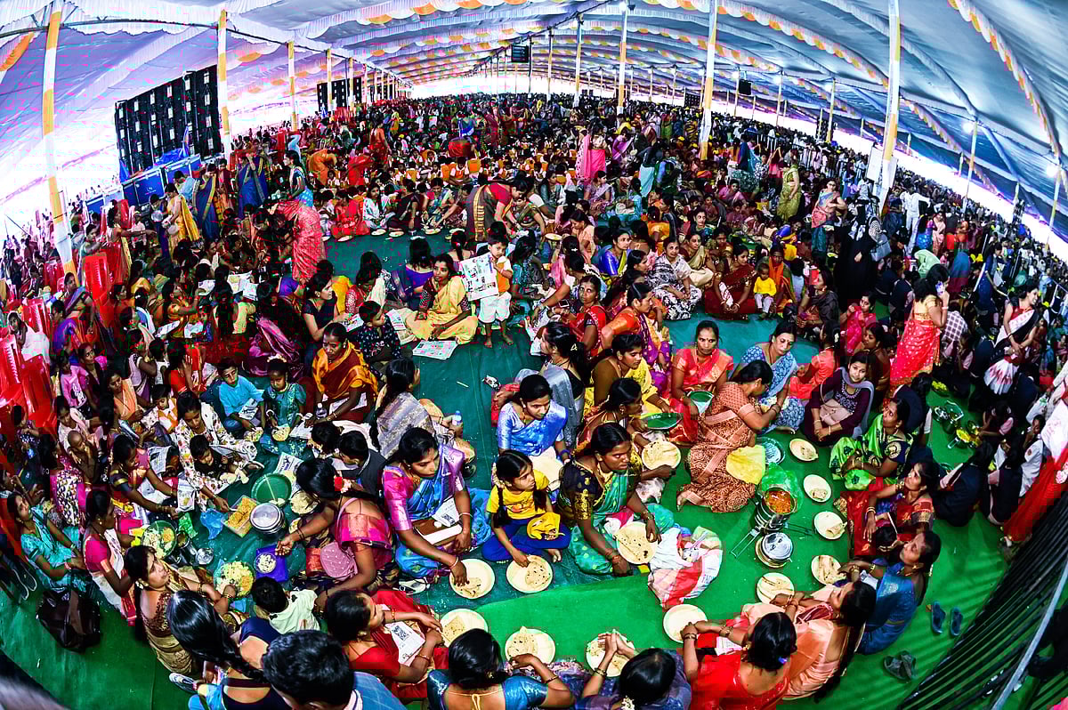 ತಾಯಂದಿರಿಂದ ಮಕ್ಕಳಿಗೆ ಕೈತುತ್ತಿನ ಸವಿ