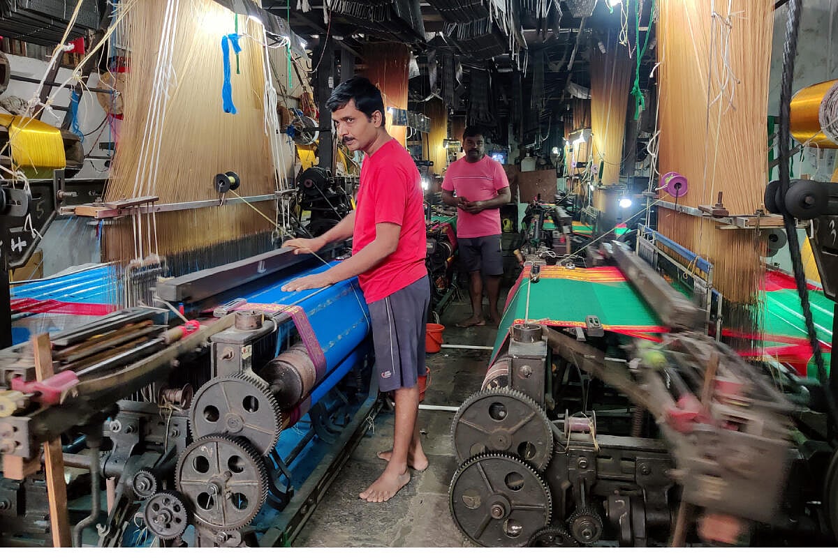 ನೇಕಾರರ ಬಿಲ್‌ ಮೊತ್ತ ಮನ್ನ; ಸಿ.ಎಂ ಜೊತೆ ಚರ್ಚಿಸಿ ತೀರ್ಮಾನ: ಶಿವಾನಂದ ಪಾಟೀಲ